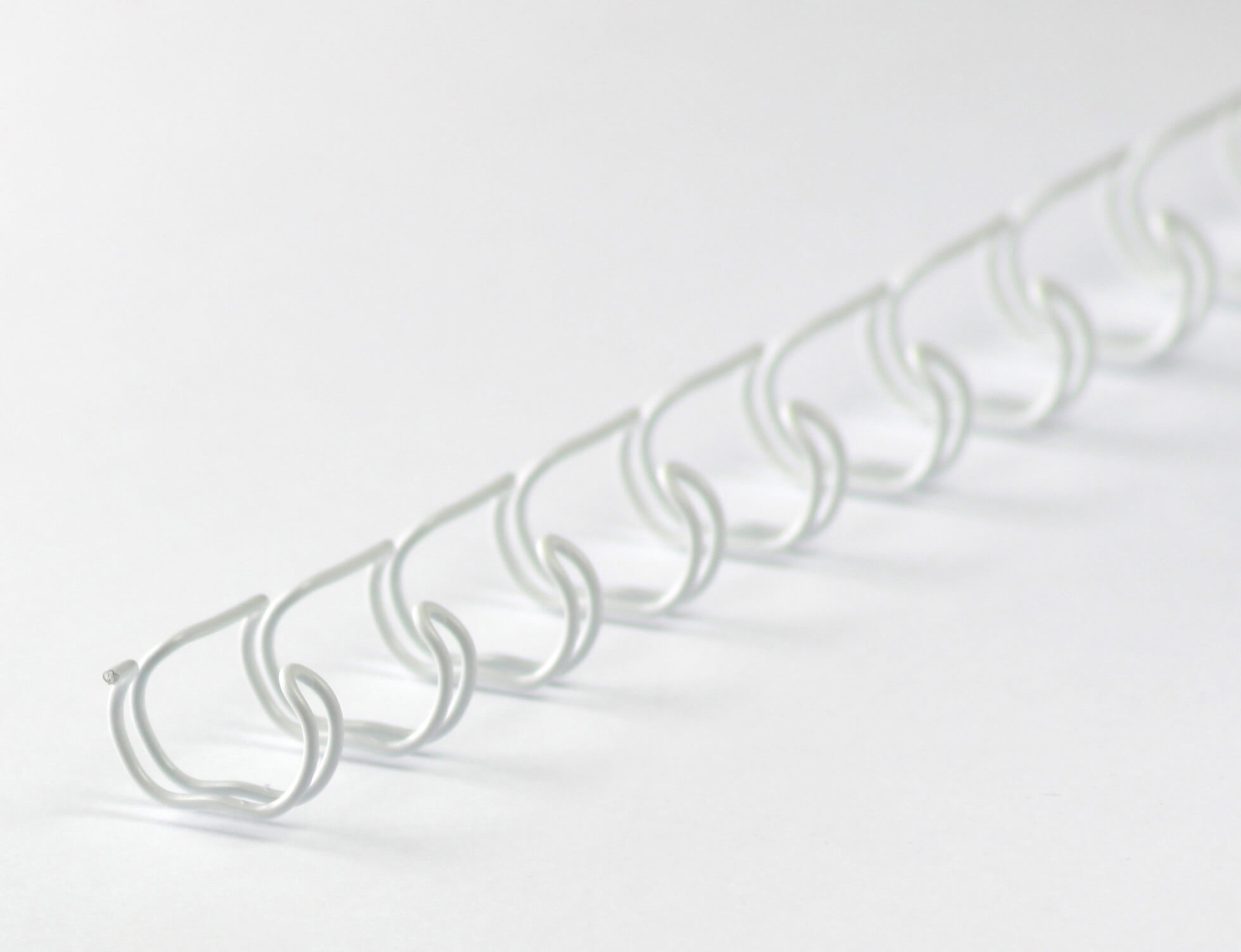 Drahtbinderücken 23 Ringe 9,5mm, 3/8 Zoll, 2:1 in weiß | Bestnr. 23RM95-WS