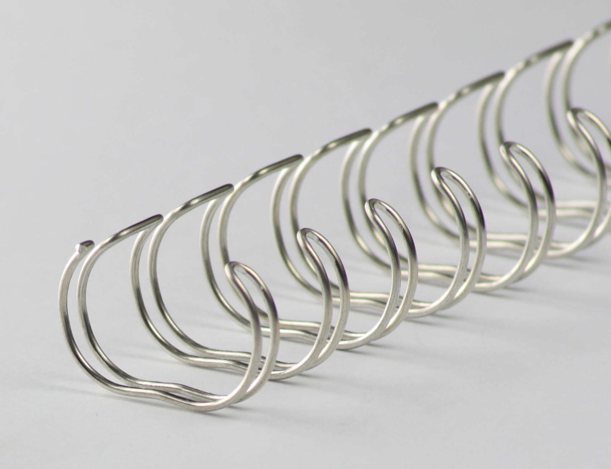 A4 Drahtbinderücken 23 Ringe Ø25,4mm, 1 Zoll, 2:1 brillux | Bestnr. 23RM254-BR